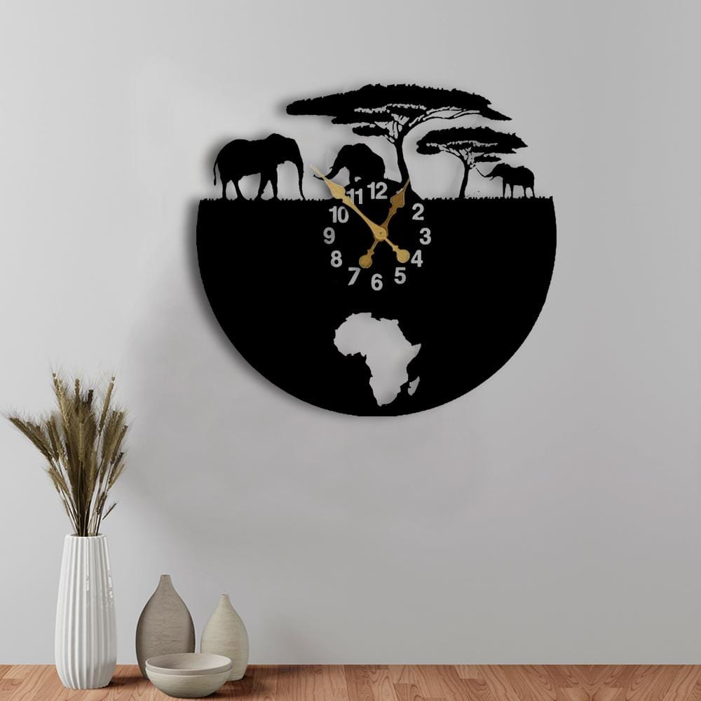Baobá – Surreal African Jungle Wall Clock