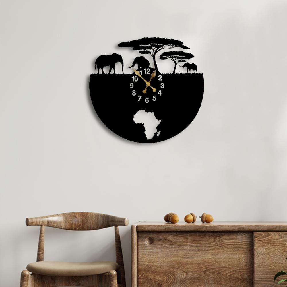 Baobá – Surreal African Jungle Wall Clock