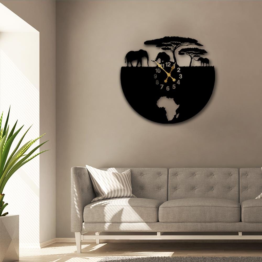 Baobá – Surreal African Jungle Wall Clock