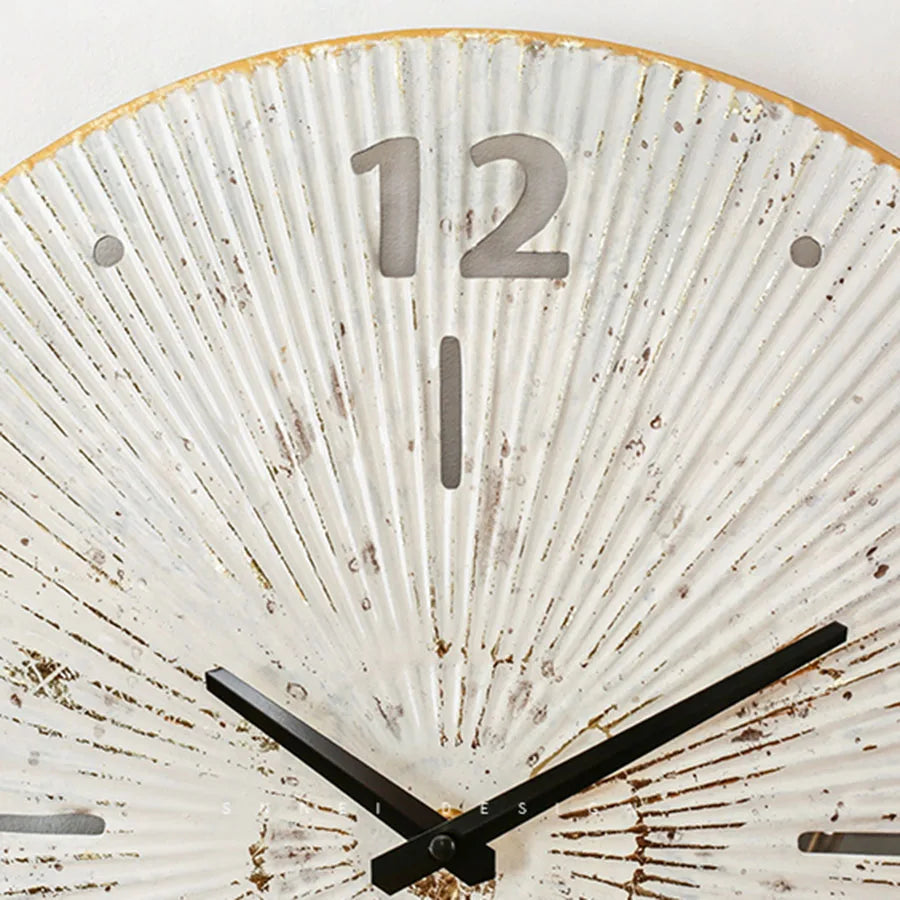 Nordica - Metal Wall Clock with Silent Second Hand