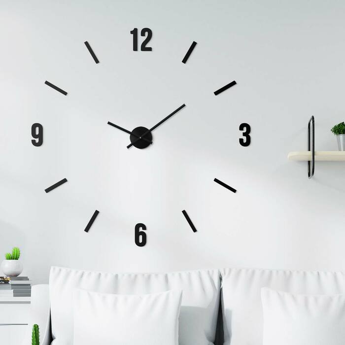 EverWood – Timeless Wooden Wall Clock