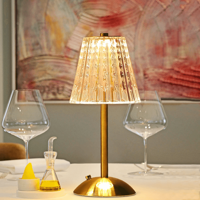 CharmLight – Crystal Elegance Table Lamp with Modern Design