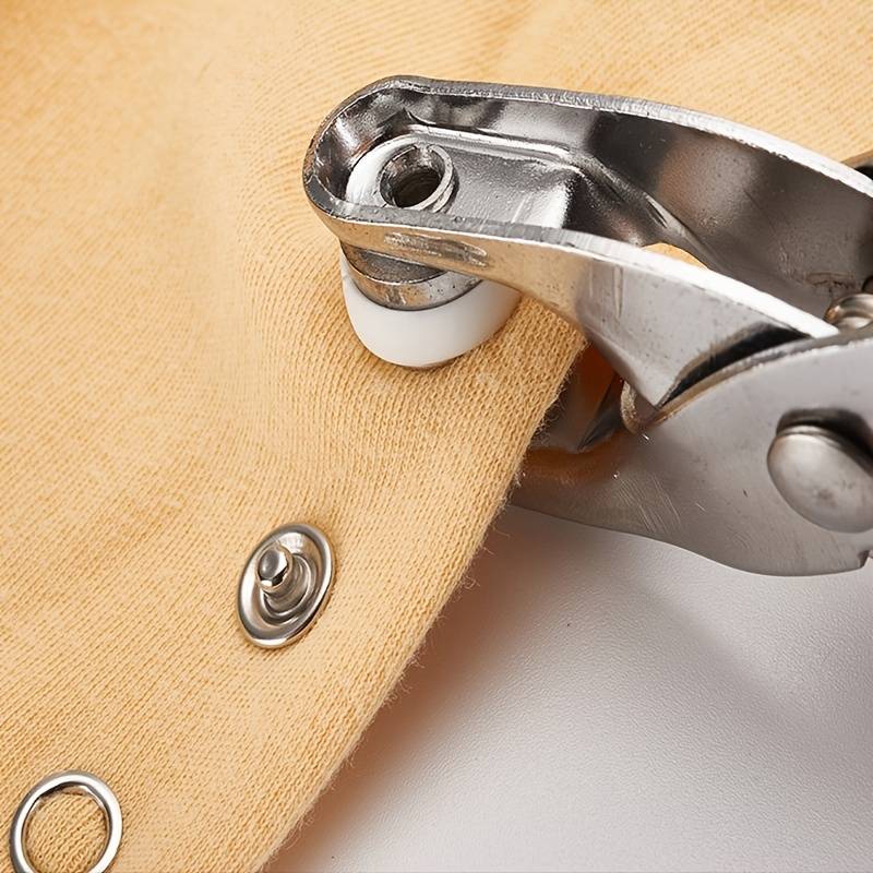 FastenPro – Automatic Buckle, Ring Hole & Button Installation Tool