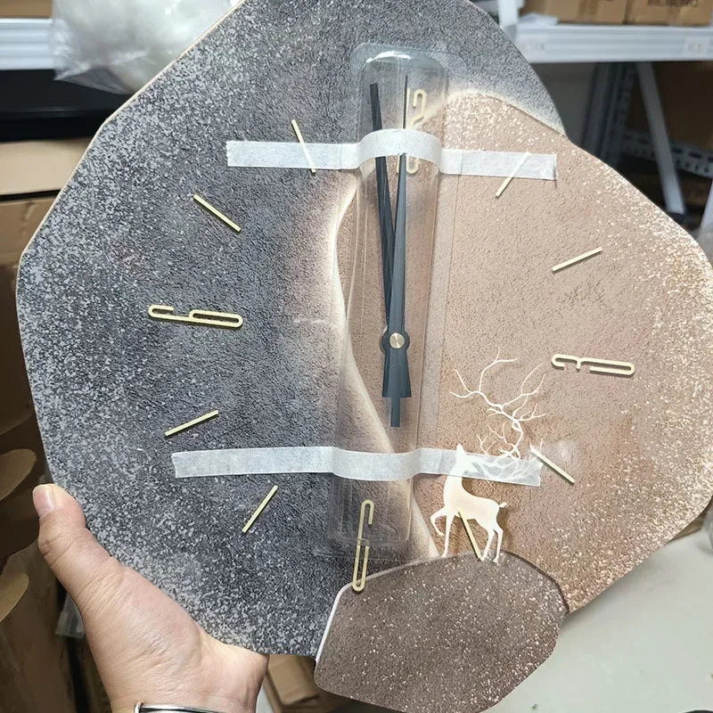 Hanging Wall Decoration - Cream Wind Silent Wall Clock