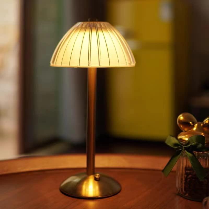 CharmLight – Crystal Elegance Table Lamp with Modern Design