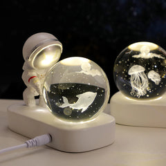 CosmoGlow - LED Crystal Planet Astronaut Carving USB Light