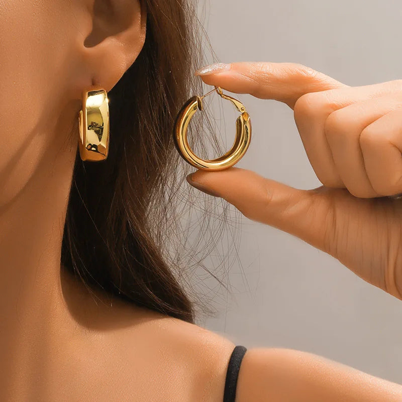 Simple Stainless Steel Gold Hoop Earrings – Minimalist Vintage Circle Jewelry