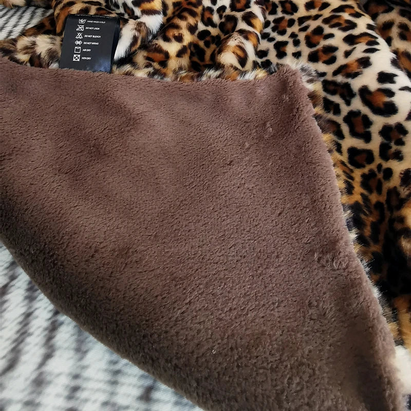 Velvora - Luxury Leopard Faux Fur Blanket