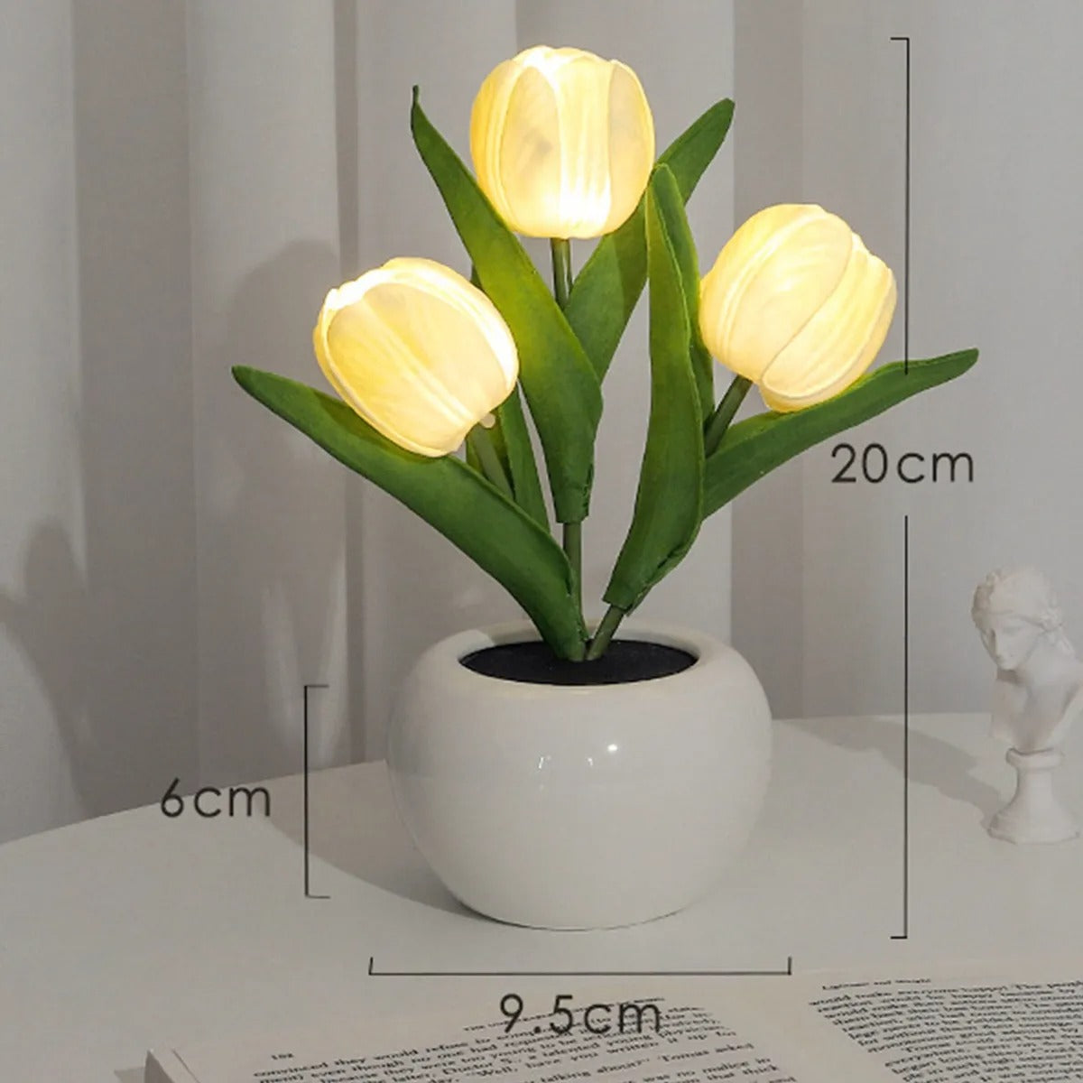 FloraLight - Tulip Shaped LED Lamp with USB Charging