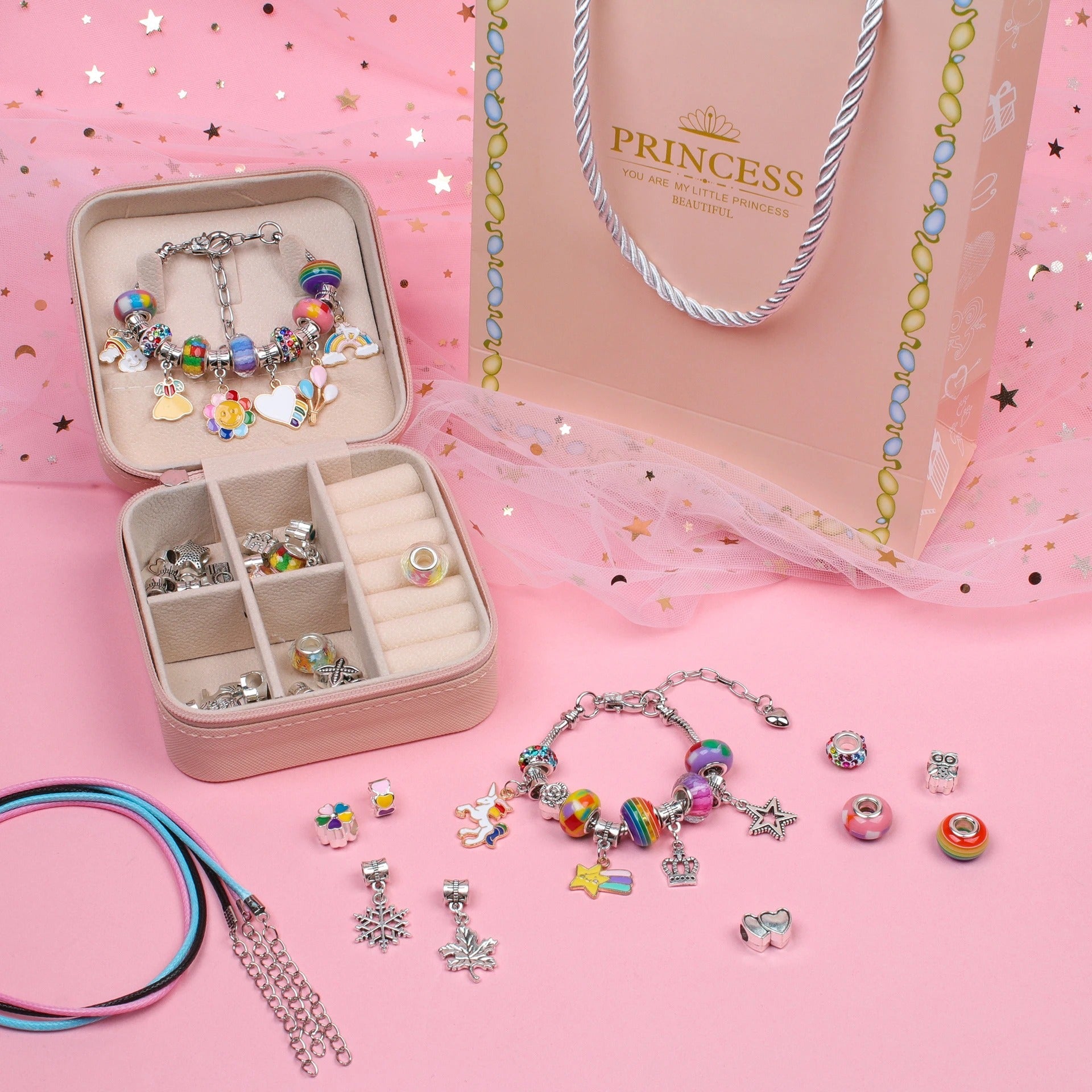 LuxeCharm – Elegant Jewelry Set with Necklace, Bracelet & Earrings