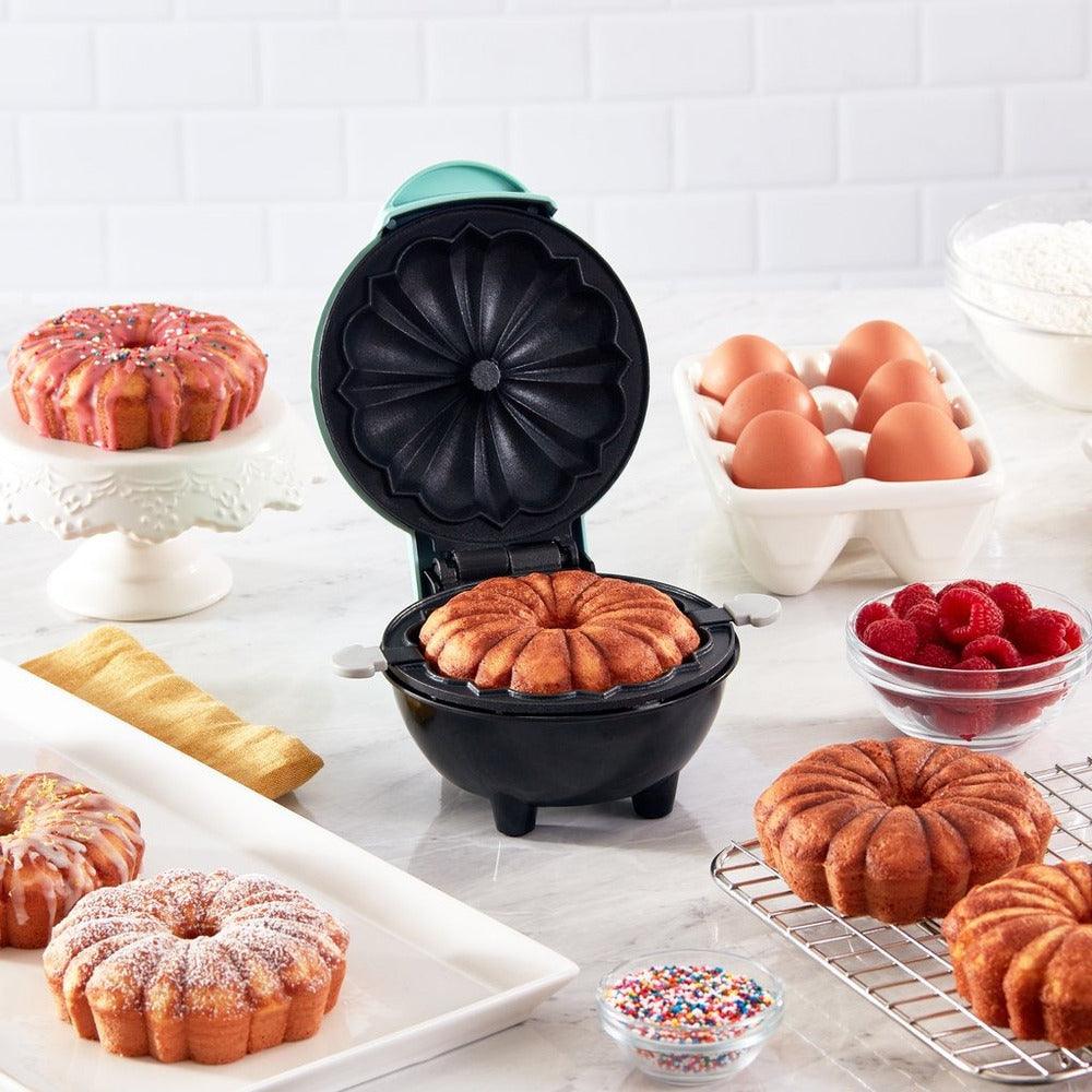 BakeSwift – Instant Bundt Cake Maker